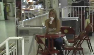 Goluptious blonde Veronica is fucking boyfriend whose name she doesn't even know